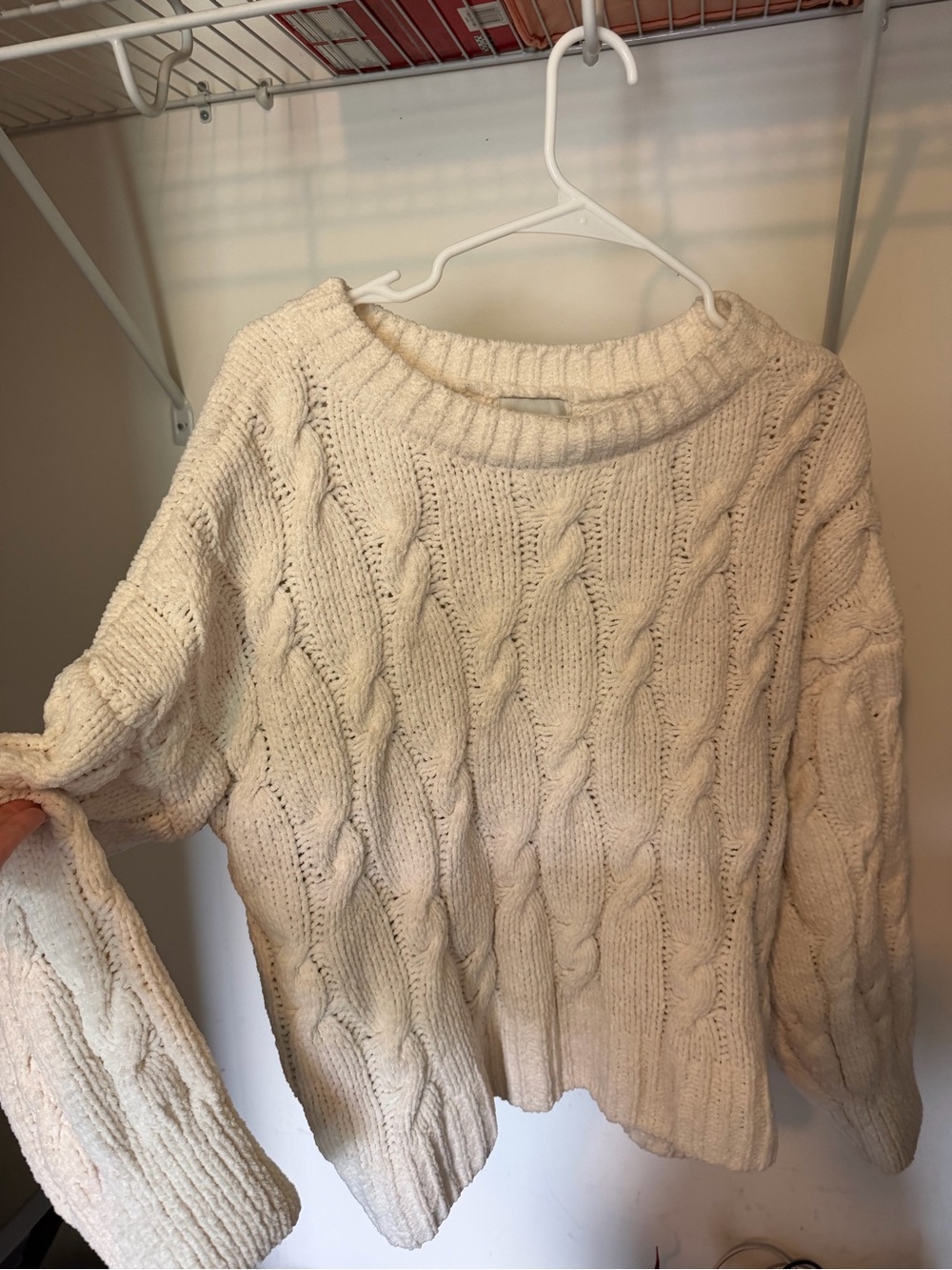 Pink Rose Cream Cable-Knit Scoop-Neck Sweater